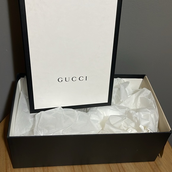 Gucci box - Picture 2 of 3